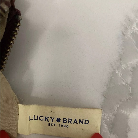 SOLD! EUC Lucky Brand Rayla Burgandy Brown Chevron Leather Wristlet Clutch - Picture 12 of 14